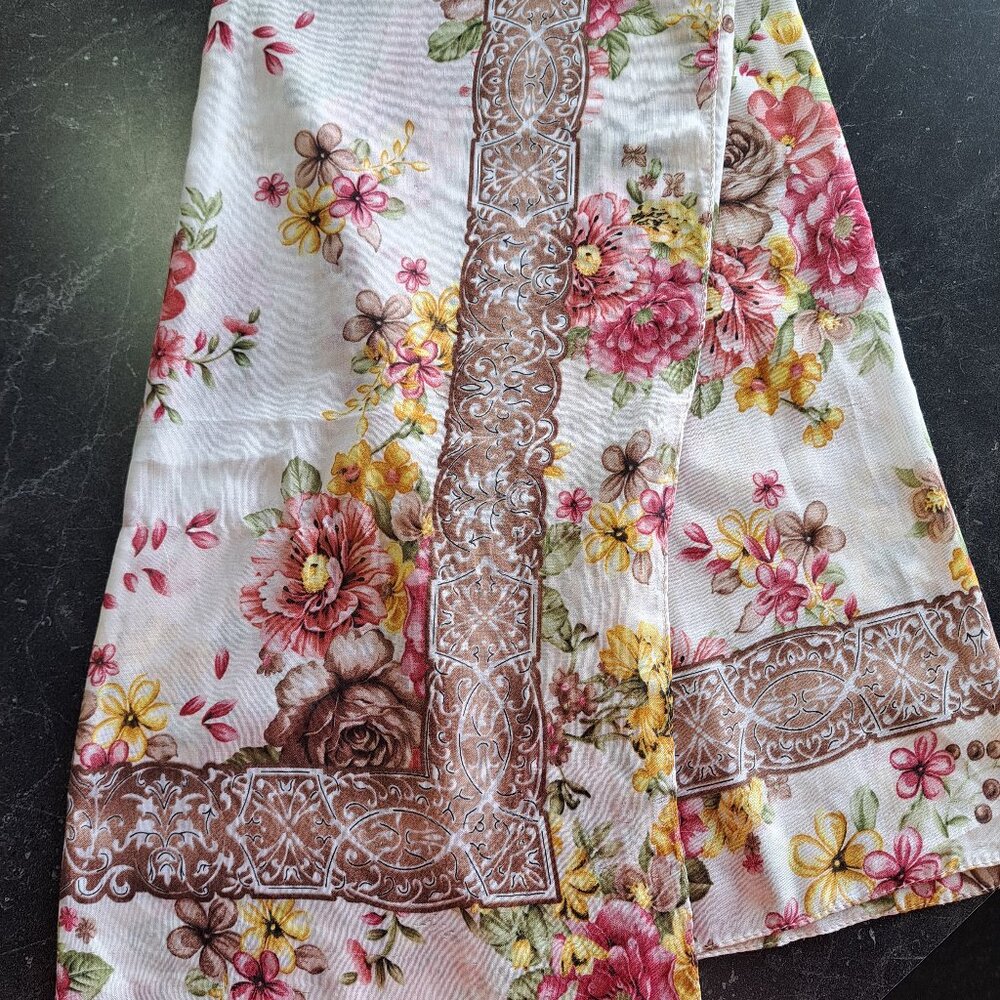 Keveser Cream/Pink w/Floral Design #135